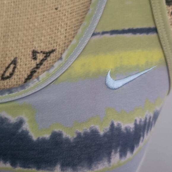 XS Nike Dri-Fit built-in bra racerback tank gray yellow blue watercolor stripes - Picture 3 of 6